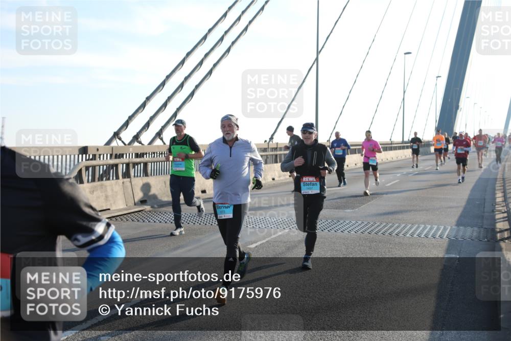 03.10.2025 - Köhlbrandbrückenlauf Yannick Fuchs http://msf.ph/oto/9175976 03.10.2025 08:25:17 Position 1 1073 meine-sportfotos.de