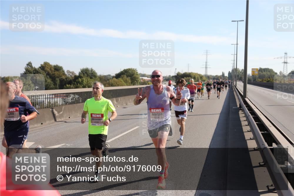 03.10.2025 - Köhlbrandbrückenlauf Yannick Fuchs http://msf.ph/oto/9176009 03.10.2025 11:13:23 Position 3 4099, 4096, 6206 meine-sportfotos.de