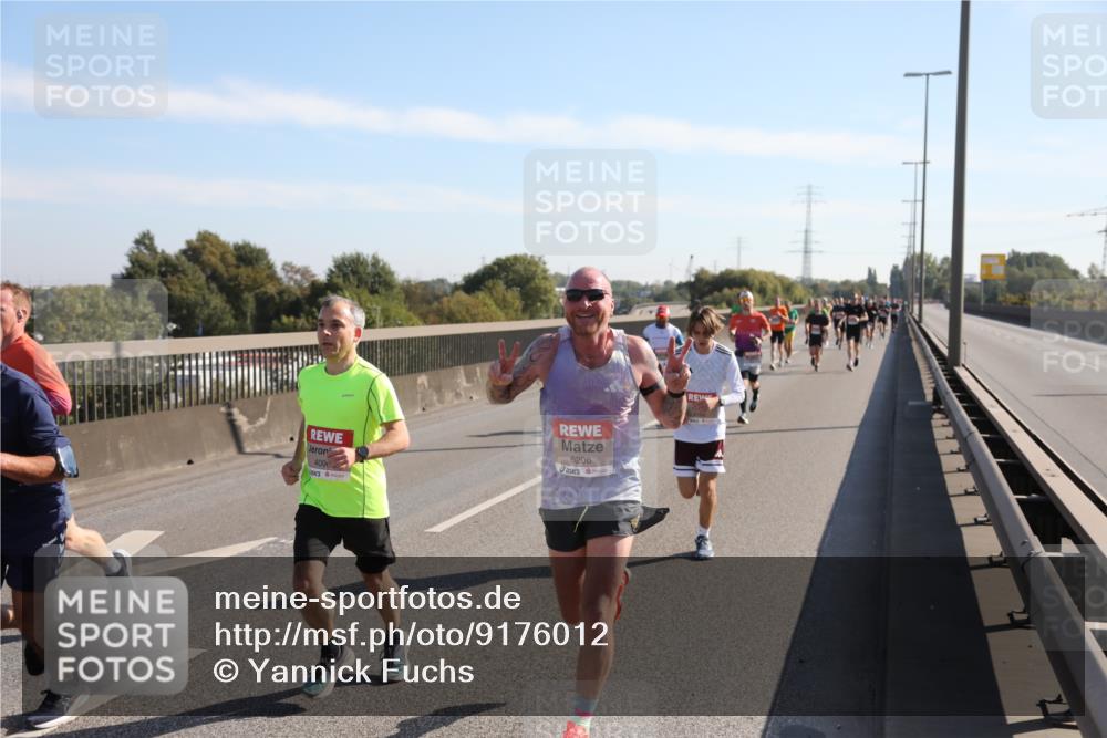03.10.2025 - Köhlbrandbrückenlauf Yannick Fuchs http://msf.ph/oto/9176012 03.10.2025 11:13:23 Position 3 409, 6206 meine-sportfotos.de