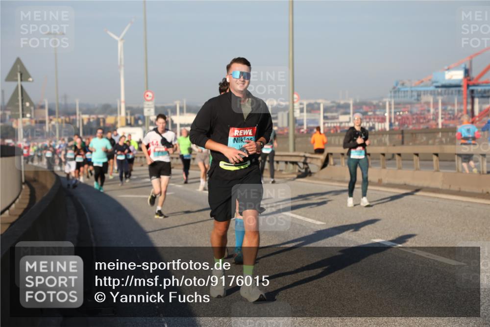 03.10.2025 - Köhlbrandbrückenlauf Yannick Fuchs http://msf.ph/oto/9176015 03.10.2025 08:46:02 Position 2  meine-sportfotos.de
