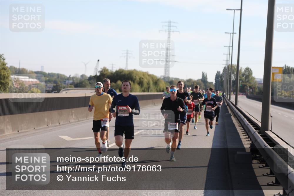 03.10.2025 - Köhlbrandbrückenlauf Yannick Fuchs http://msf.ph/oto/9176063 03.10.2025 11:13:30 Position 3  meine-sportfotos.de