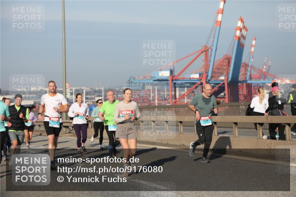 03.10.2025 - Köhlbrandbrückenlauf Yannick Fuchs http://msf.ph/oto/9176080 03.10.2025 08:46:10 Position 2  meine-sportfotos.de
