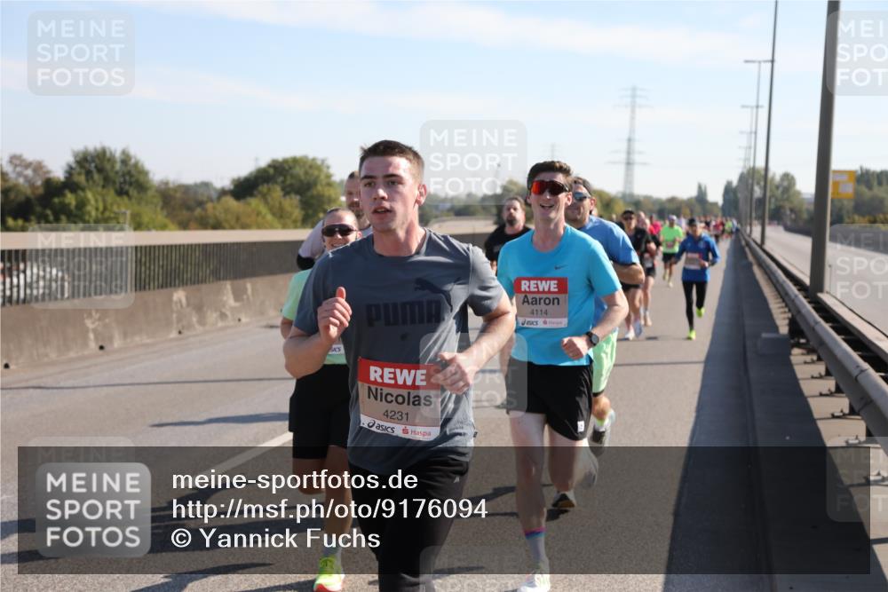 03.10.2025 - Köhlbrandbrückenlauf Yannick Fuchs http://msf.ph/oto/9176094 03.10.2025 11:13:39 Position 3 4231, 4114 meine-sportfotos.de