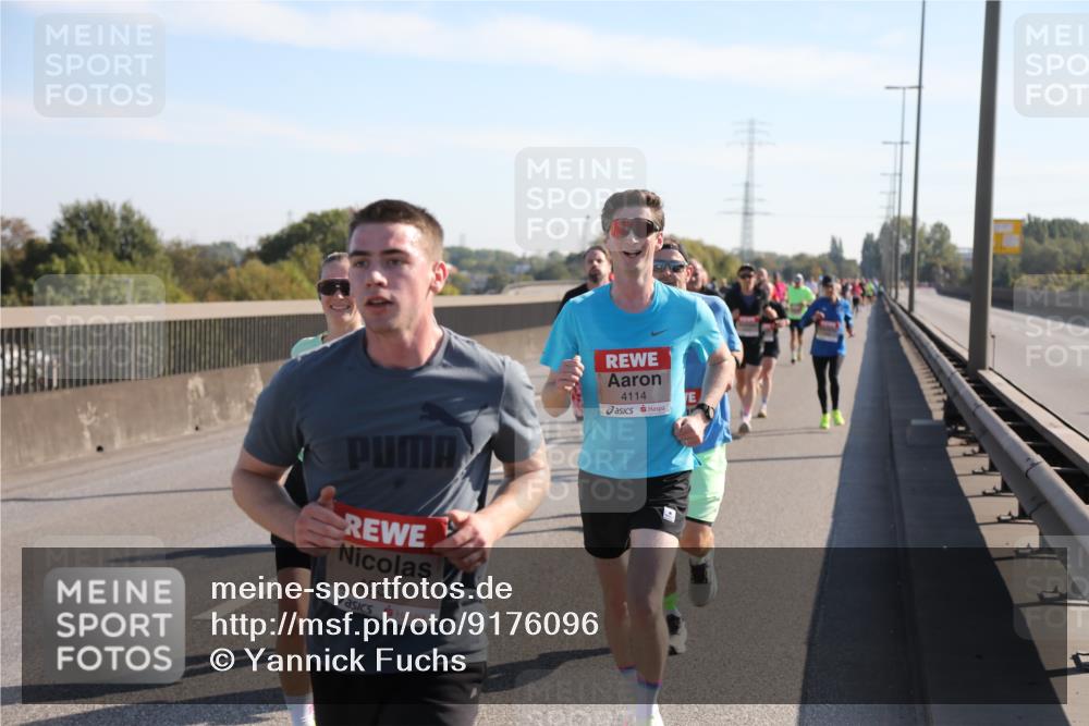 03.10.2025 - Köhlbrandbrückenlauf Yannick Fuchs http://msf.ph/oto/9176096 03.10.2025 11:13:39 Position 3 4231, 4114 meine-sportfotos.de