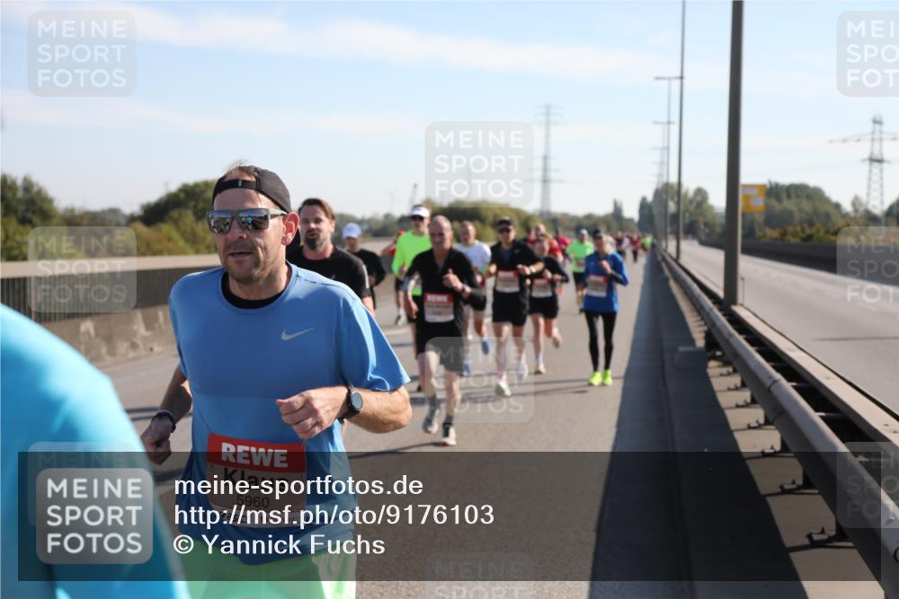 03.10.2025 - Köhlbrandbrückenlauf Yannick Fuchs http://msf.ph/oto/9176103 03.10.2025 11:13:40 Position 3 5960 meine-sportfotos.de