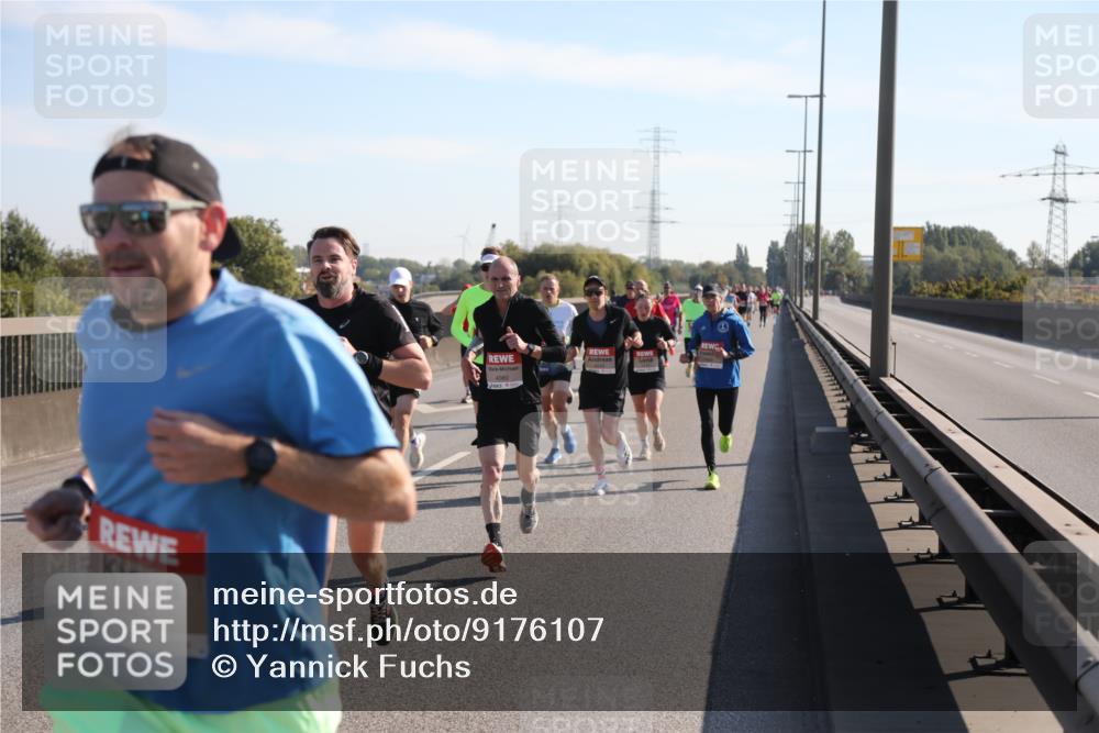 03.10.2025 - Köhlbrandbrückenlauf Yannick Fuchs http://msf.ph/oto/9176107 03.10.2025 11:13:40 Position 3 5960 meine-sportfotos.de