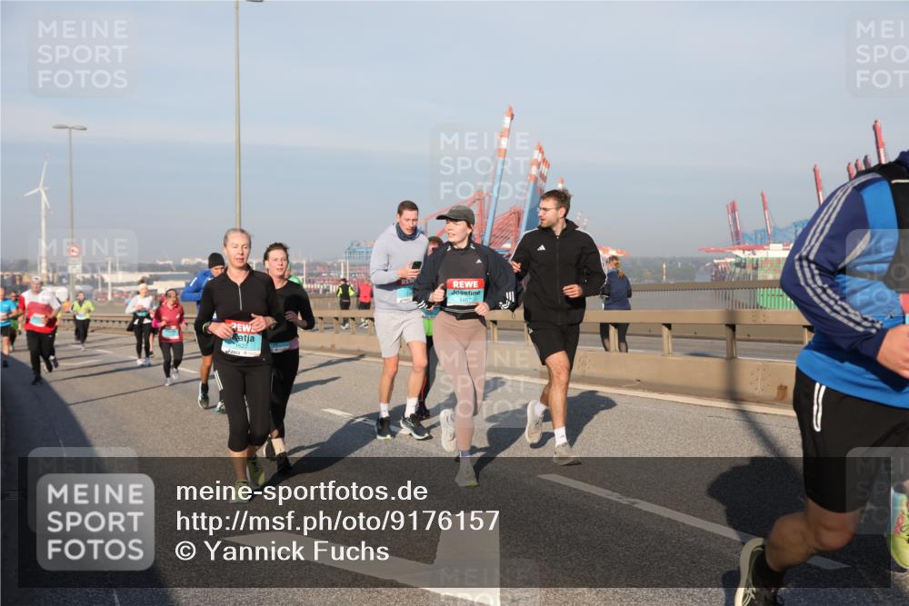 03.10.2025 - Köhlbrandbrückenlauf Yannick Fuchs http://msf.ph/oto/9176157 03.10.2025 08:46:20 Position 2 1487 meine-sportfotos.de