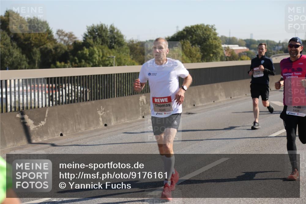 03.10.2025 - Köhlbrandbrückenlauf Yannick Fuchs http://msf.ph/oto/9176161 03.10.2025 11:13:47 Position 3 4046, 6408 meine-sportfotos.de