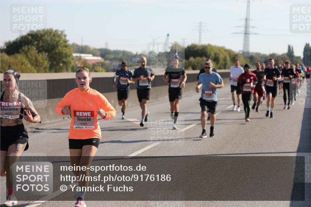 03.10.2025 - Köhlbrandbrückenlauf Yannick Fuchs http://msf.ph/oto/9176186 03.10.2025 11:13:51 Position 3 4220, 4095 meine-sportfotos.de