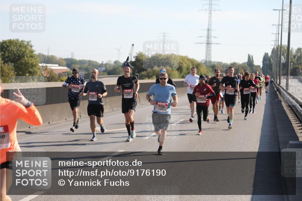03.10.2025 - Köhlbrandbrückenlauf Yannick Fuchs http://msf.ph/oto/9176190 03.10.2025 11:13:51 Position 3 6417 meine-sportfotos.de