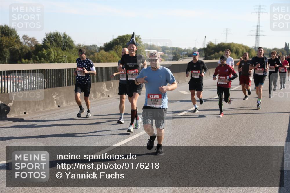 03.10.2025 - Köhlbrandbrückenlauf Yannick Fuchs http://msf.ph/oto/9176218 03.10.2025 11:13:53 Position 3 6417, 4054 meine-sportfotos.de