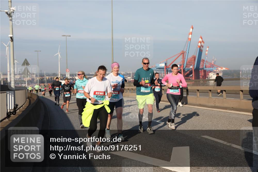 03.10.2025 - Köhlbrandbrückenlauf Yannick Fuchs http://msf.ph/oto/9176251 03.10.2025 08:46:32 Position 2 41, 1514, 1228, 1640, 3549 meine-sportfotos.de