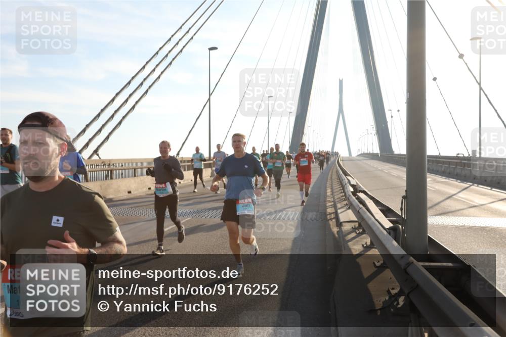 03.10.2025 - Köhlbrandbrückenlauf Yannick Fuchs http://msf.ph/oto/9176252 03.10.2025 08:25:41 Position 1 1088 meine-sportfotos.de