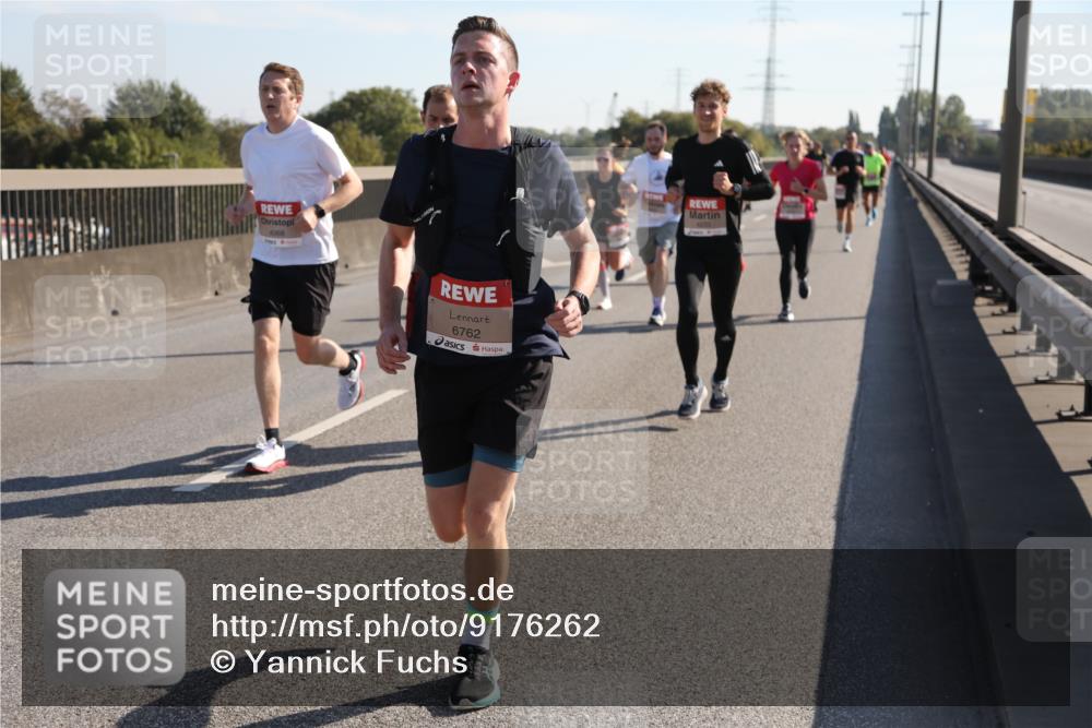 03.10.2025 - Köhlbrandbrückenlauf Yannick Fuchs http://msf.ph/oto/9176262 03.10.2025 11:13:56 Position 3 6762 meine-sportfotos.de