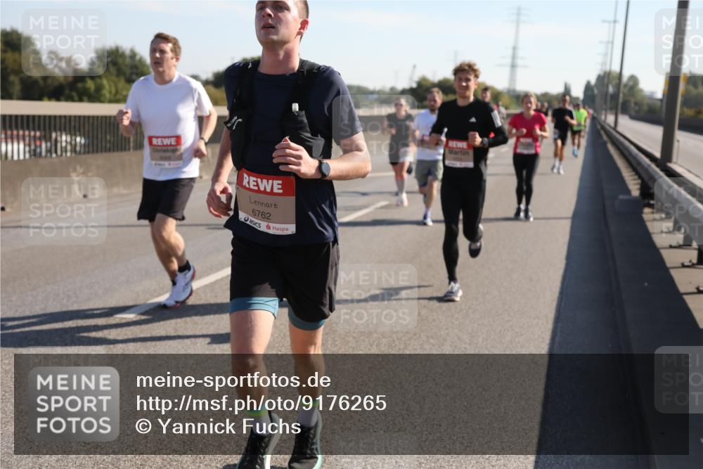 03.10.2025 - Köhlbrandbrückenlauf Yannick Fuchs http://msf.ph/oto/9176265 03.10.2025 11:13:56 Position 3 6762 meine-sportfotos.de