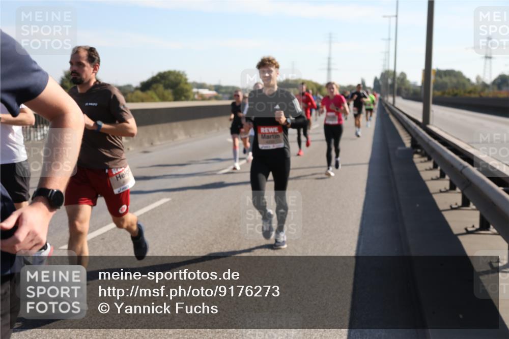03.10.2025 - Köhlbrandbrückenlauf Yannick Fuchs http://msf.ph/oto/9176273 03.10.2025 11:13:57 Position 3  meine-sportfotos.de