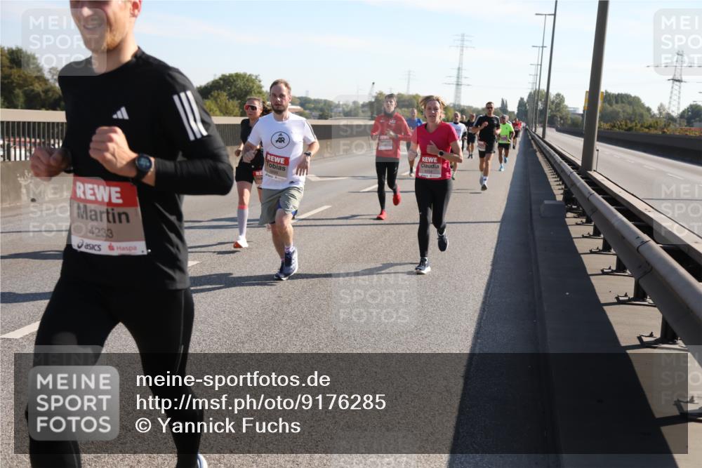 03.10.2025 - Köhlbrandbrückenlauf Yannick Fuchs http://msf.ph/oto/9176285 03.10.2025 11:13:58 Position 3 4233 meine-sportfotos.de