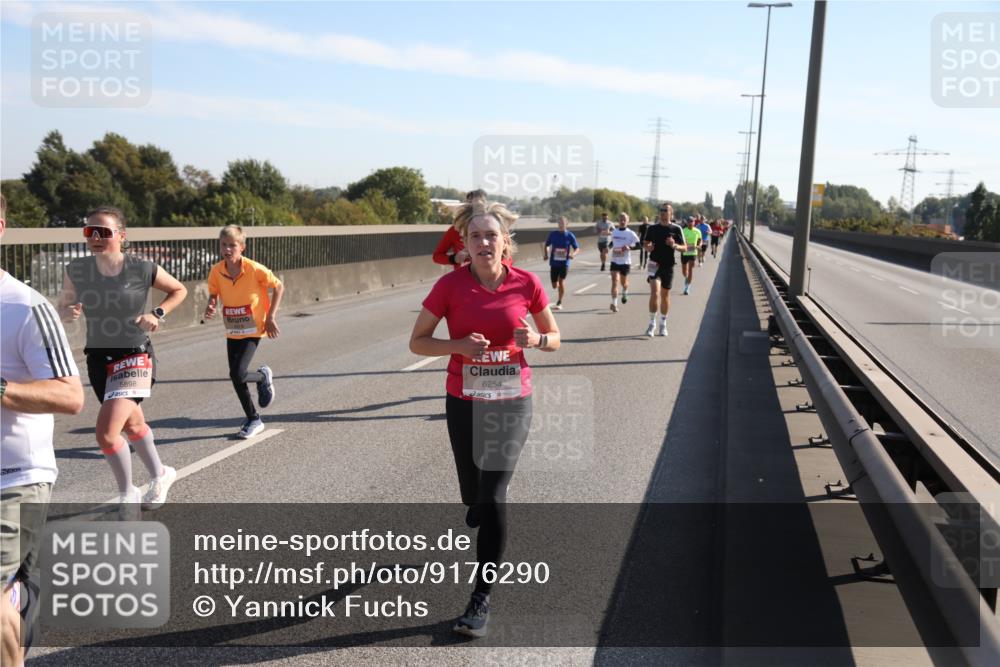 03.10.2025 - Köhlbrandbrückenlauf Yannick Fuchs http://msf.ph/oto/9176290 03.10.2025 11:13:59 Position 3 5898, 6254 meine-sportfotos.de