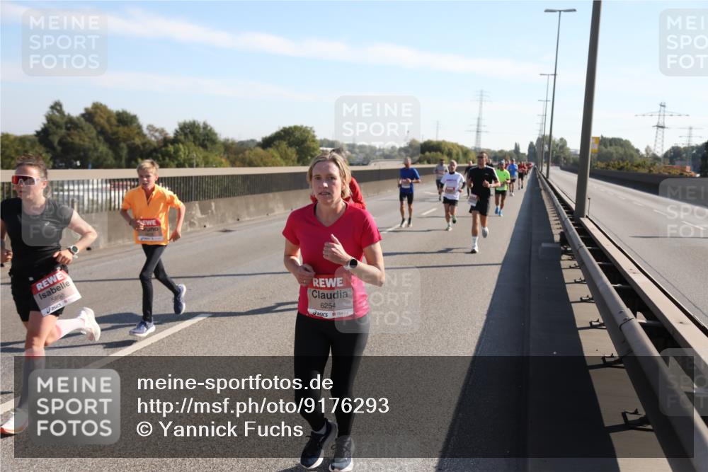 03.10.2025 - Köhlbrandbrückenlauf Yannick Fuchs http://msf.ph/oto/9176293 03.10.2025 11:13:59 Position 3 5898, 6254 meine-sportfotos.de