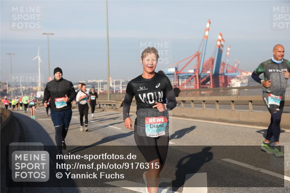 03.10.2025 - Köhlbrandbrückenlauf Yannick Fuchs http://msf.ph/oto/9176315 03.10.2025 08:46:37 Position 2 1771 meine-sportfotos.de