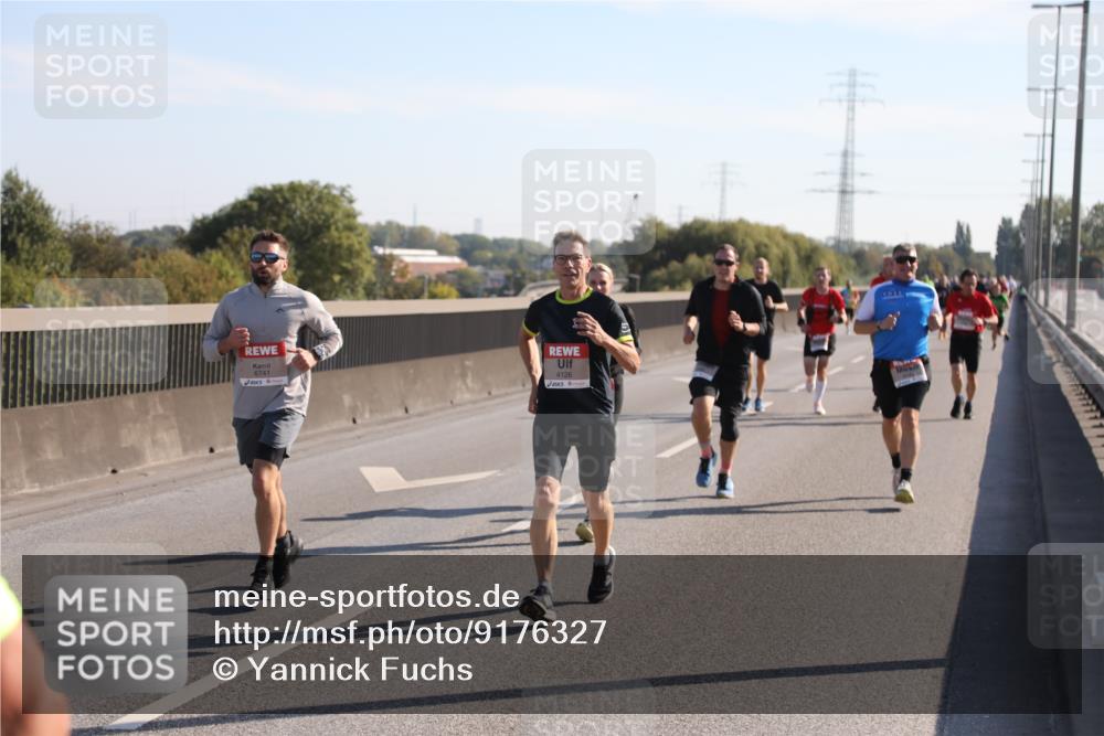 03.10.2025 - Köhlbrandbrückenlauf Yannick Fuchs http://msf.ph/oto/9176327 03.10.2025 11:14:04 Position 3 6741, 4126 meine-sportfotos.de