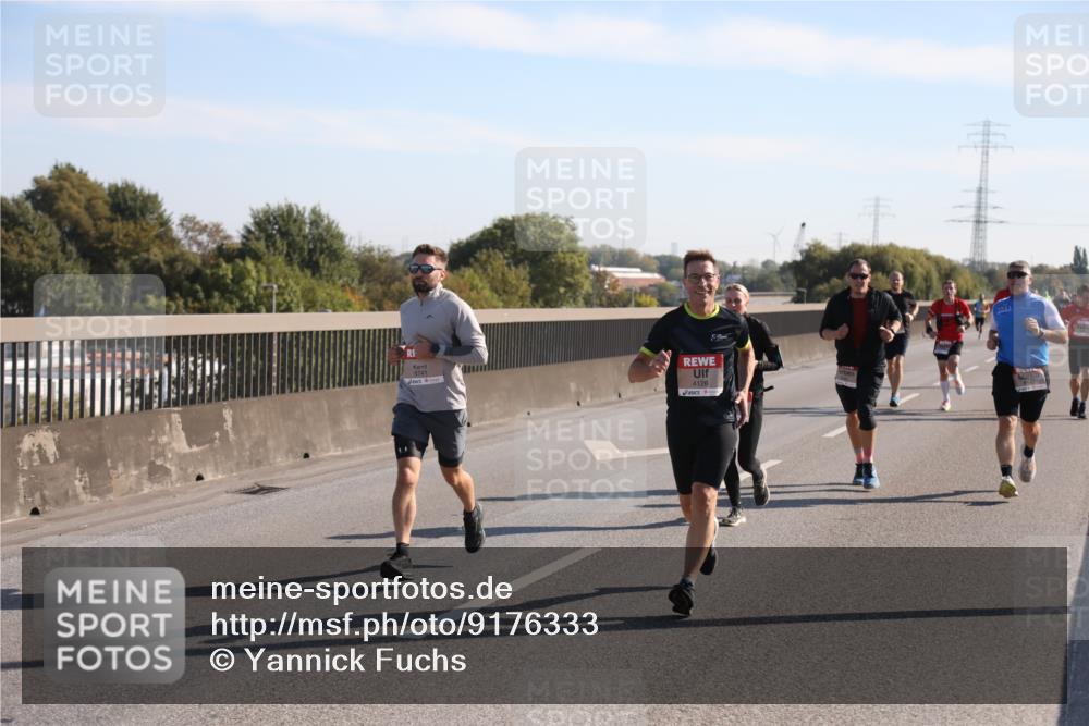 03.10.2025 - Köhlbrandbrückenlauf Yannick Fuchs http://msf.ph/oto/9176333 03.10.2025 11:14:04 Position 3 6741, 4126 meine-sportfotos.de