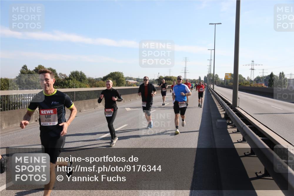 03.10.2025 - Köhlbrandbrückenlauf Yannick Fuchs http://msf.ph/oto/9176344 03.10.2025 11:14:05 Position 3 4126 meine-sportfotos.de