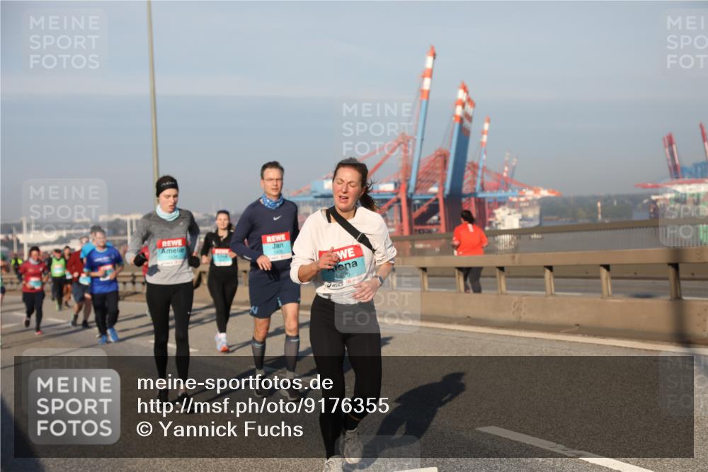 03.10.2025 - Köhlbrandbrückenlauf Yannick Fuchs http://msf.ph/oto/9176355 03.10.2025 08:46:41 Position 2 1455 meine-sportfotos.de