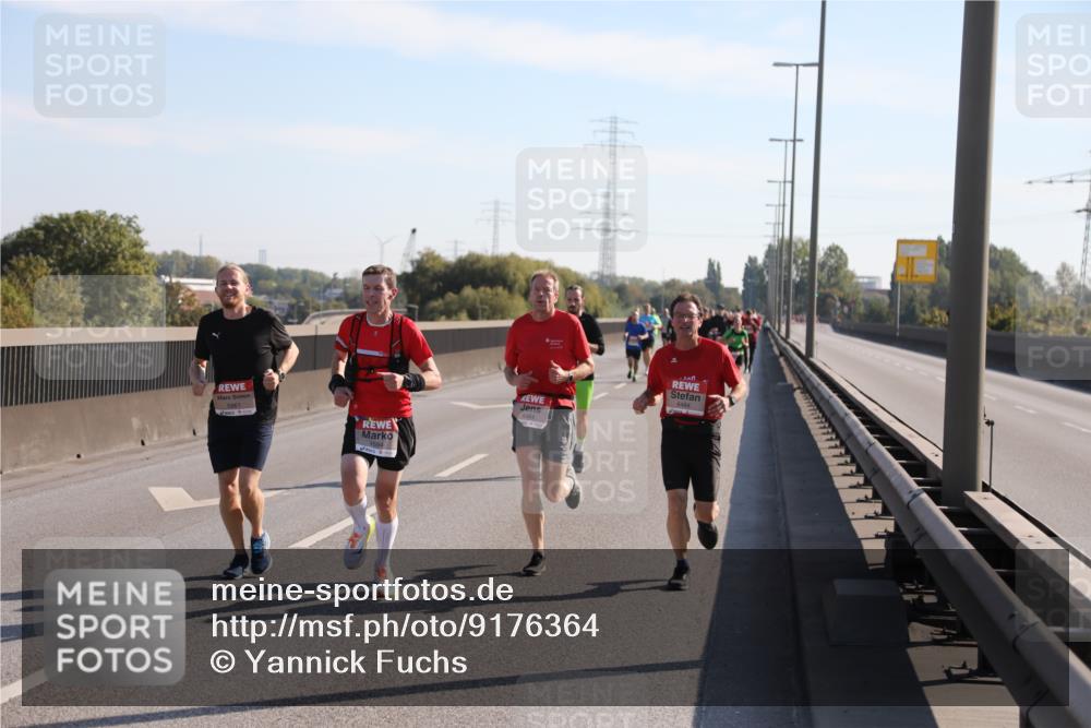 03.10.2025 - Köhlbrandbrückenlauf Yannick Fuchs http://msf.ph/oto/9176364 03.10.2025 11:14:07 Position 3 4594, 6484 meine-sportfotos.de