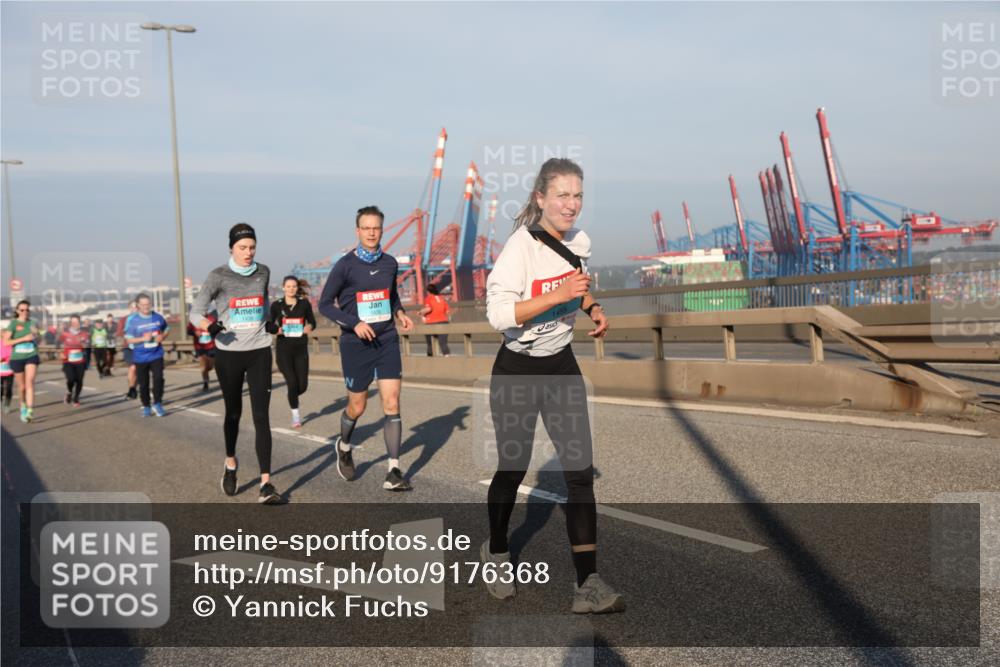 03.10.2025 - Köhlbrandbrückenlauf Yannick Fuchs http://msf.ph/oto/9176368 03.10.2025 08:46:42 Position 2 1455 meine-sportfotos.de