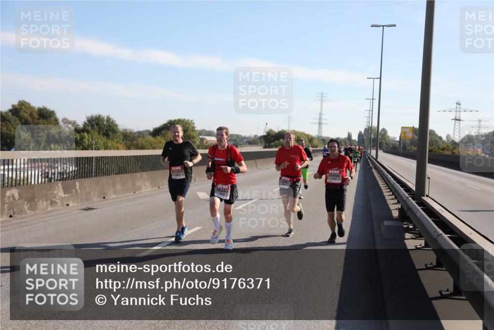 03.10.2025 - Köhlbrandbrückenlauf Yannick Fuchs http://msf.ph/oto/9176371 03.10.2025 11:14:08 Position 3  meine-sportfotos.de