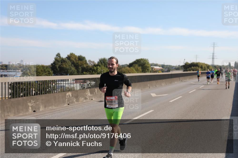 03.10.2025 - Köhlbrandbrückenlauf Yannick Fuchs http://msf.ph/oto/9176406 03.10.2025 11:14:12 Position 3 4016 meine-sportfotos.de