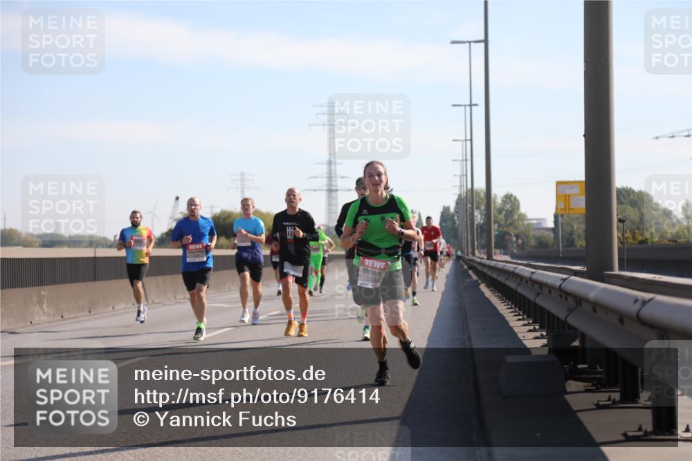 03.10.2025 - Köhlbrandbrückenlauf Yannick Fuchs http://msf.ph/oto/9176414 03.10.2025 11:14:16 Position 3 5703 meine-sportfotos.de