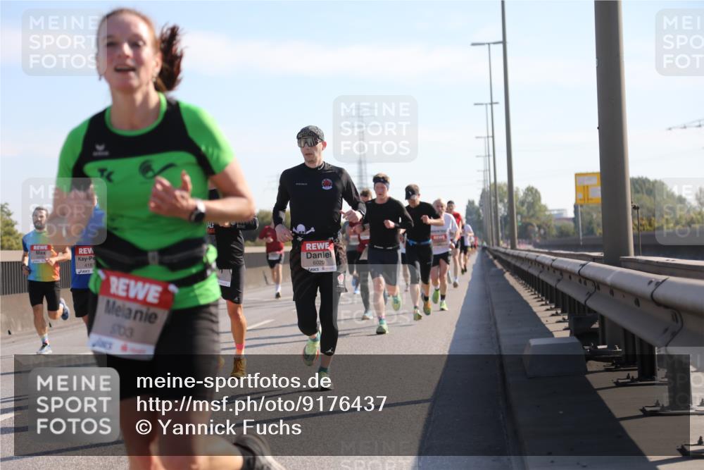 03.10.2025 - Köhlbrandbrückenlauf Yannick Fuchs http://msf.ph/oto/9176437 03.10.2025 11:14:18 Position 3 4187, 503, 6020 meine-sportfotos.de
