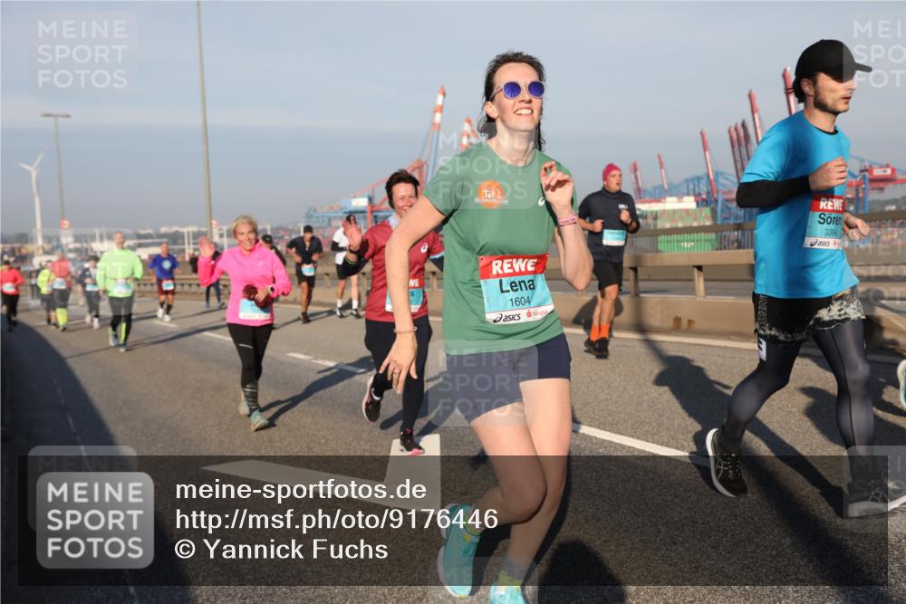 03.10.2025 - Köhlbrandbrückenlauf Yannick Fuchs http://msf.ph/oto/9176446 03.10.2025 08:46:49 Position 2 1604, 3394 meine-sportfotos.de