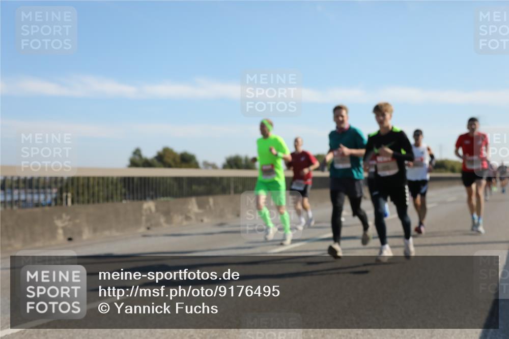 03.10.2025 - Köhlbrandbrückenlauf Yannick Fuchs http://msf.ph/oto/9176495 03.10.2025 11:14:24 Position 3  meine-sportfotos.de