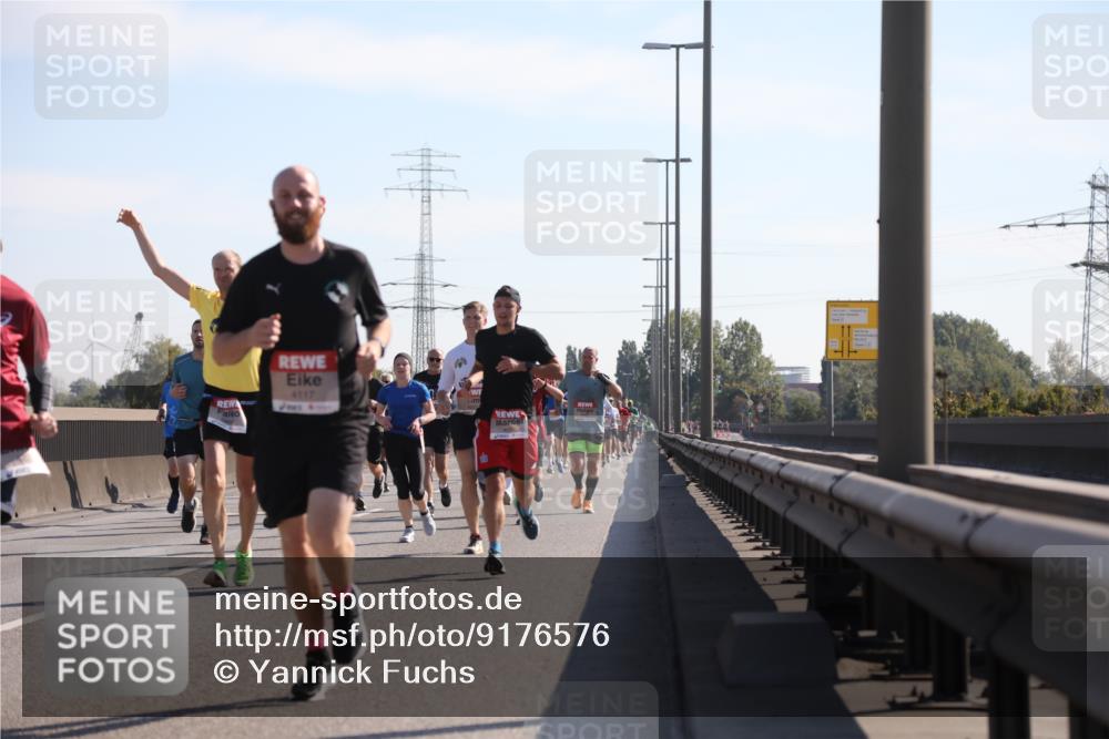 03.10.2025 - Köhlbrandbrückenlauf Yannick Fuchs http://msf.ph/oto/9176576 03.10.2025 11:14:33 Position 3  meine-sportfotos.de