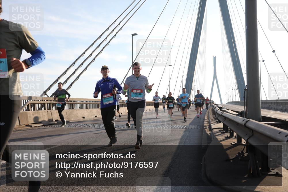 03.10.2025 - Köhlbrandbrückenlauf Yannick Fuchs http://msf.ph/oto/9176597 03.10.2025 08:26:10 Position 1 8, 3066 meine-sportfotos.de