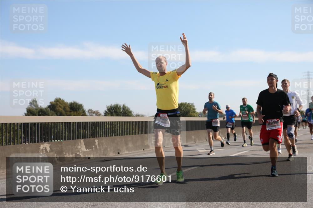 03.10.2025 - Köhlbrandbrückenlauf Yannick Fuchs http://msf.ph/oto/9176601 03.10.2025 11:14:36 Position 3 4098 meine-sportfotos.de