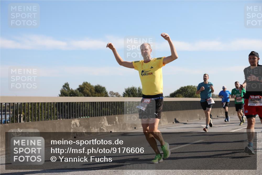 03.10.2025 - Köhlbrandbrückenlauf Yannick Fuchs http://msf.ph/oto/9176606 03.10.2025 11:14:36 Position 3 4098 meine-sportfotos.de