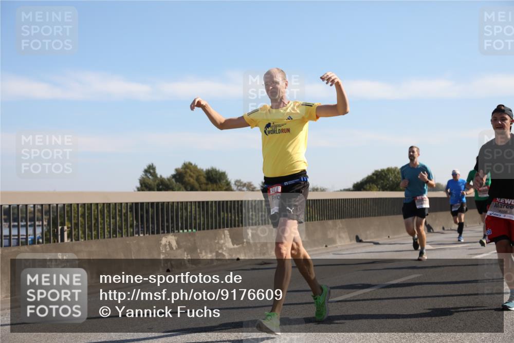 03.10.2025 - Köhlbrandbrückenlauf Yannick Fuchs http://msf.ph/oto/9176609 03.10.2025 11:14:36 Position 3 4098 meine-sportfotos.de