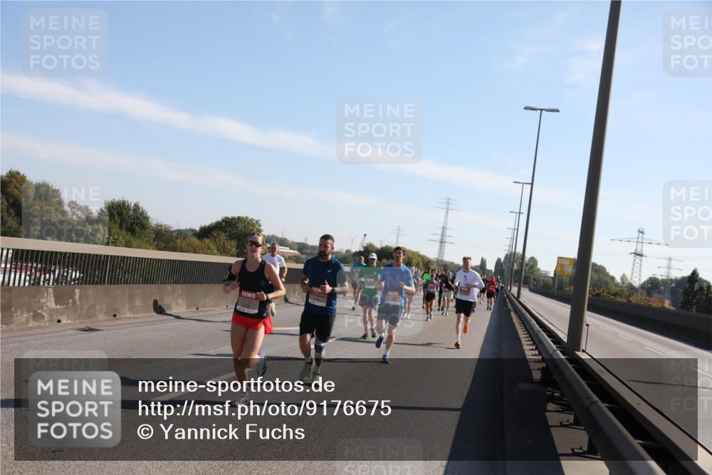 03.10.2025 - Köhlbrandbrückenlauf Yannick Fuchs http://msf.ph/oto/9176675 03.10.2025 11:14:45 Position 3  meine-sportfotos.de