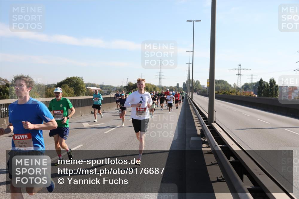 03.10.2025 - Köhlbrandbrückenlauf Yannick Fuchs http://msf.ph/oto/9176687 03.10.2025 11:14:48 Position 3 6775 meine-sportfotos.de