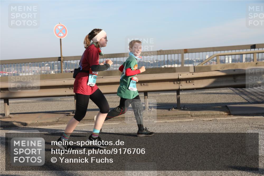 03.10.2025 - Köhlbrandbrückenlauf Yannick Fuchs http://msf.ph/oto/9176706 03.10.2025 08:47:09 Position 2 3469, 301 meine-sportfotos.de