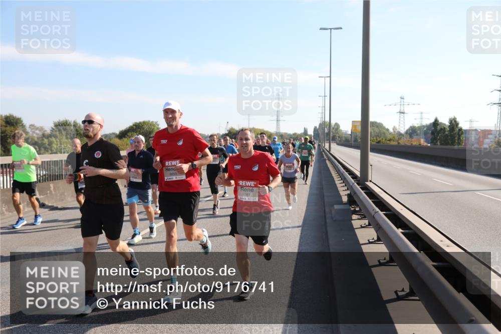 03.10.2025 - Köhlbrandbrückenlauf Yannick Fuchs http://msf.ph/oto/9176741 03.10.2025 11:14:56 Position 3 6655, 15, 6081 meine-sportfotos.de