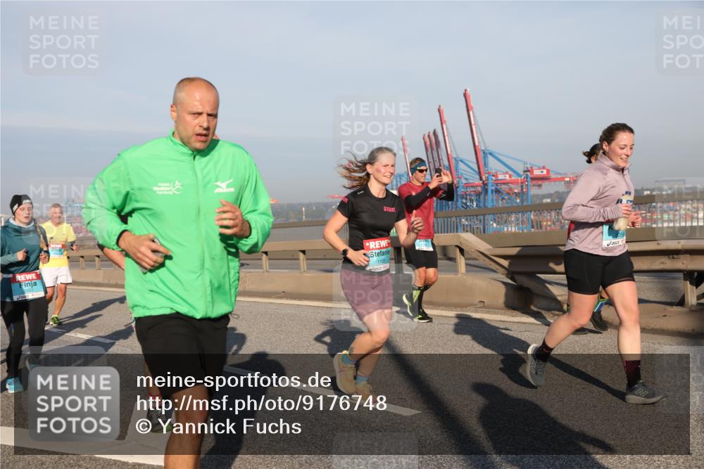 03.10.2025 - Köhlbrandbrückenlauf Yannick Fuchs http://msf.ph/oto/9176748 03.10.2025 08:47:13 Position 2 1169 meine-sportfotos.de