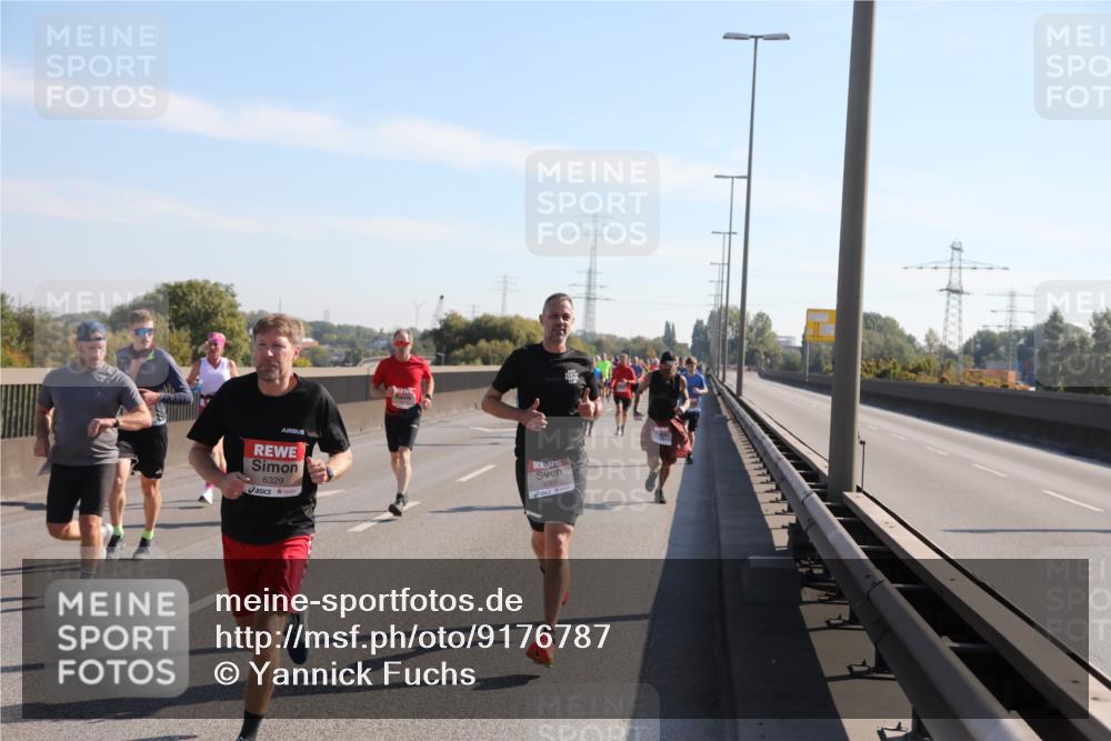 03.10.2025 - Köhlbrandbrückenlauf Yannick Fuchs http://msf.ph/oto/9176787 03.10.2025 11:15:03 Position 3 6329, 4368 meine-sportfotos.de