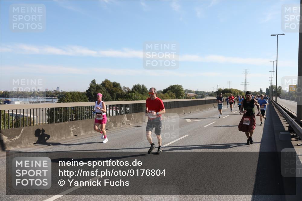 03.10.2025 - Köhlbrandbrückenlauf Yannick Fuchs http://msf.ph/oto/9176804 03.10.2025 11:15:05 Position 3  meine-sportfotos.de