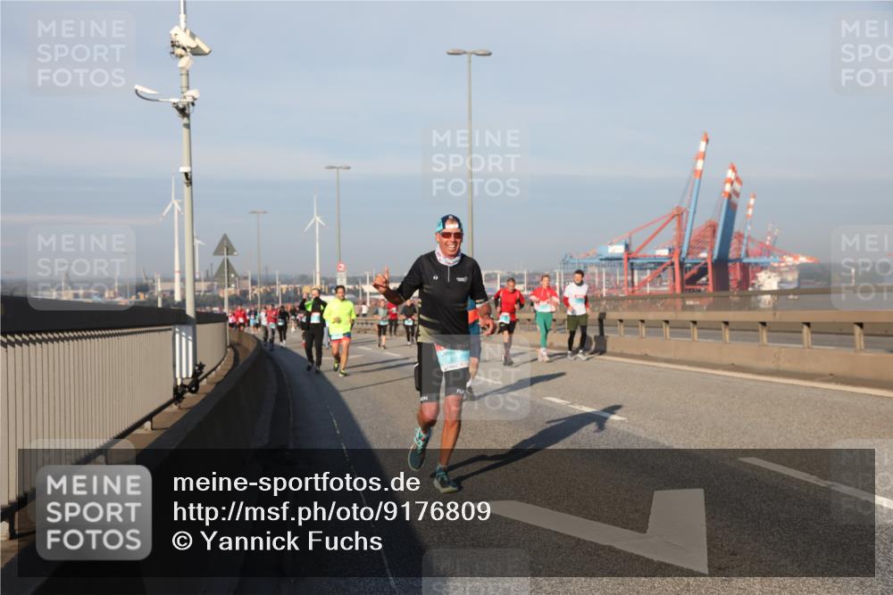 03.10.2025 - Köhlbrandbrückenlauf Yannick Fuchs http://msf.ph/oto/9176809 03.10.2025 08:47:18 Position 2  meine-sportfotos.de