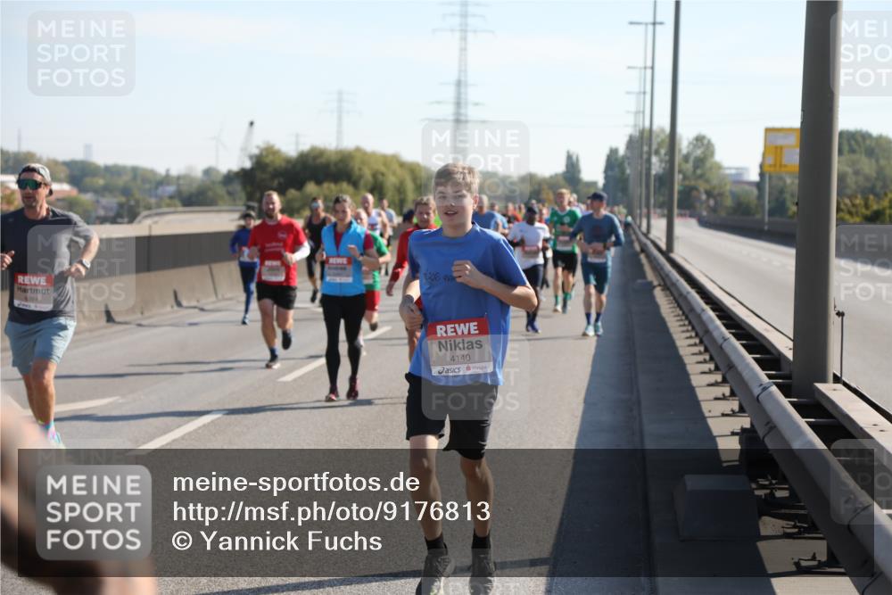 03.10.2025 - Köhlbrandbrückenlauf Yannick Fuchs http://msf.ph/oto/9176813 03.10.2025 11:15:07 Position 3 4140 meine-sportfotos.de